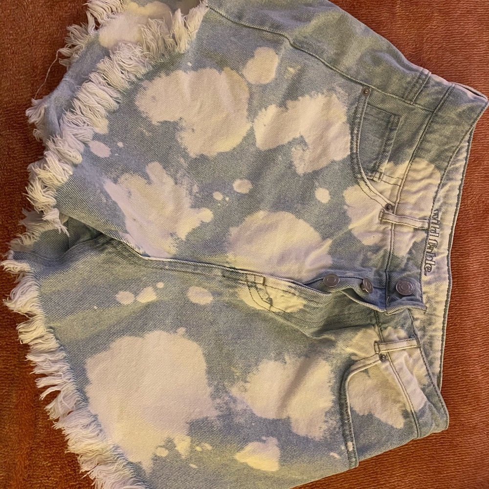 JEAN HIGH WASTED SHORTS